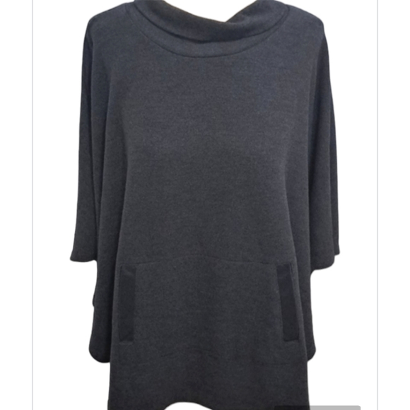 Cut The Frills Poncho with Leather Details - Picture 1 of 7